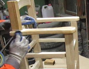 Malowanie krzesełka dla dziecka